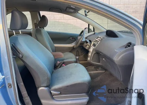 2007 Toyota Yaris z USA, uszkodzony, nr VIN JTDJT923475077619